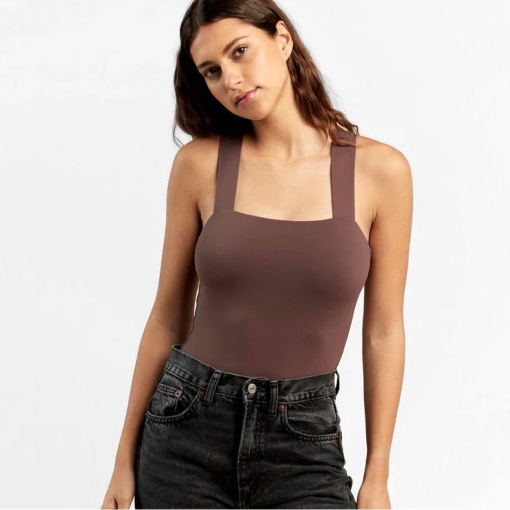 Nuuds square neck body suit